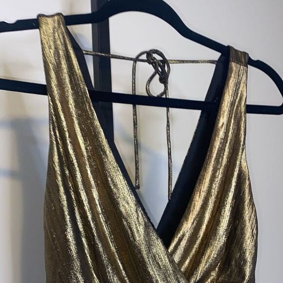 Forever 21 Sleeveless Bodysuit - Picture 4 of 8